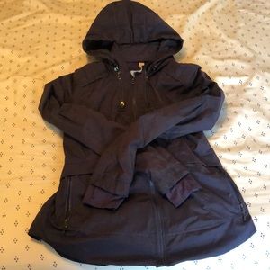 Lululemon exercise jacket